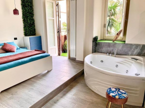 AJ Lux Apartments